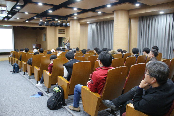 수정됨_노벨과학상 해설강연회 (14).jpg