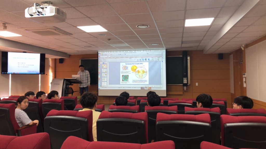 2019 물리학과 오픈랩2.JPG