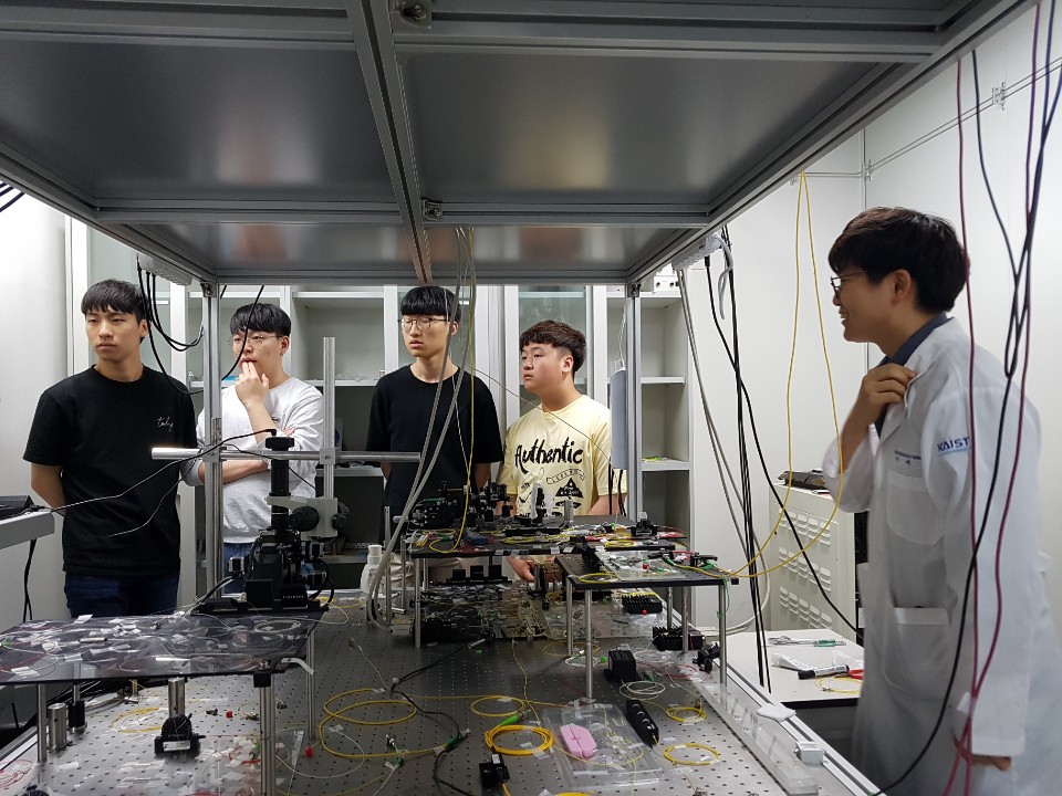 2019 물리학과 오픈랩5.JPG