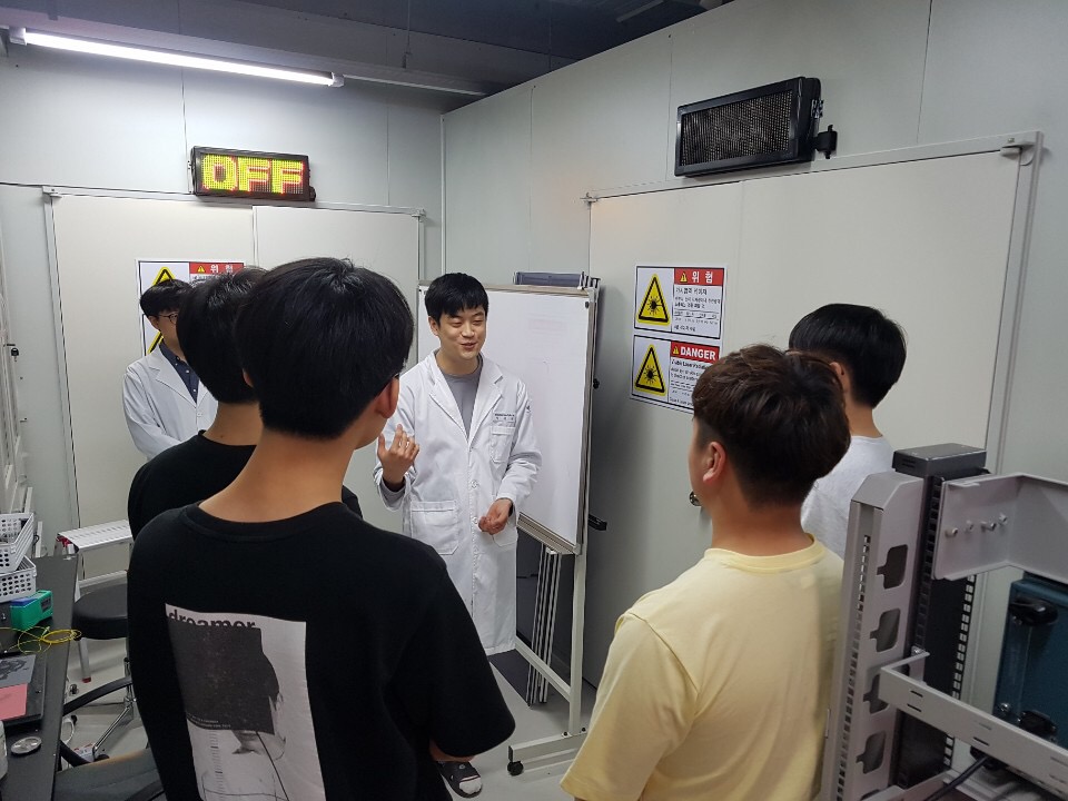 2019 물리학과 오픈랩8.JPG
